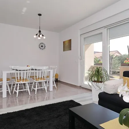 Jerbic Apartment *